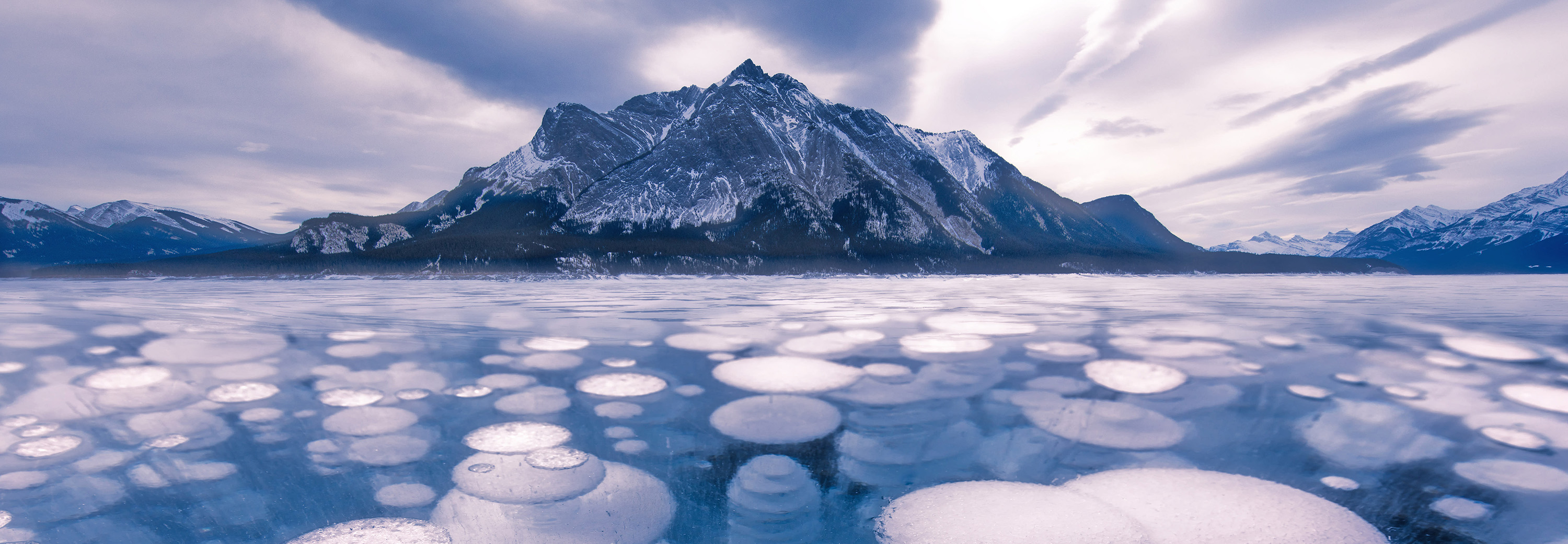 Abraham Lake, Alberta