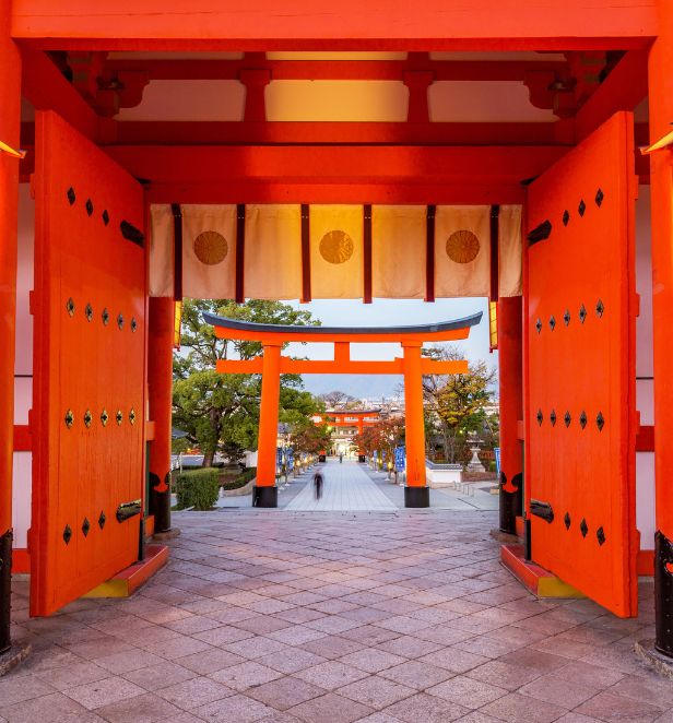 Main gate, Fushimi Inari Taisha, Kyoto, Japan
