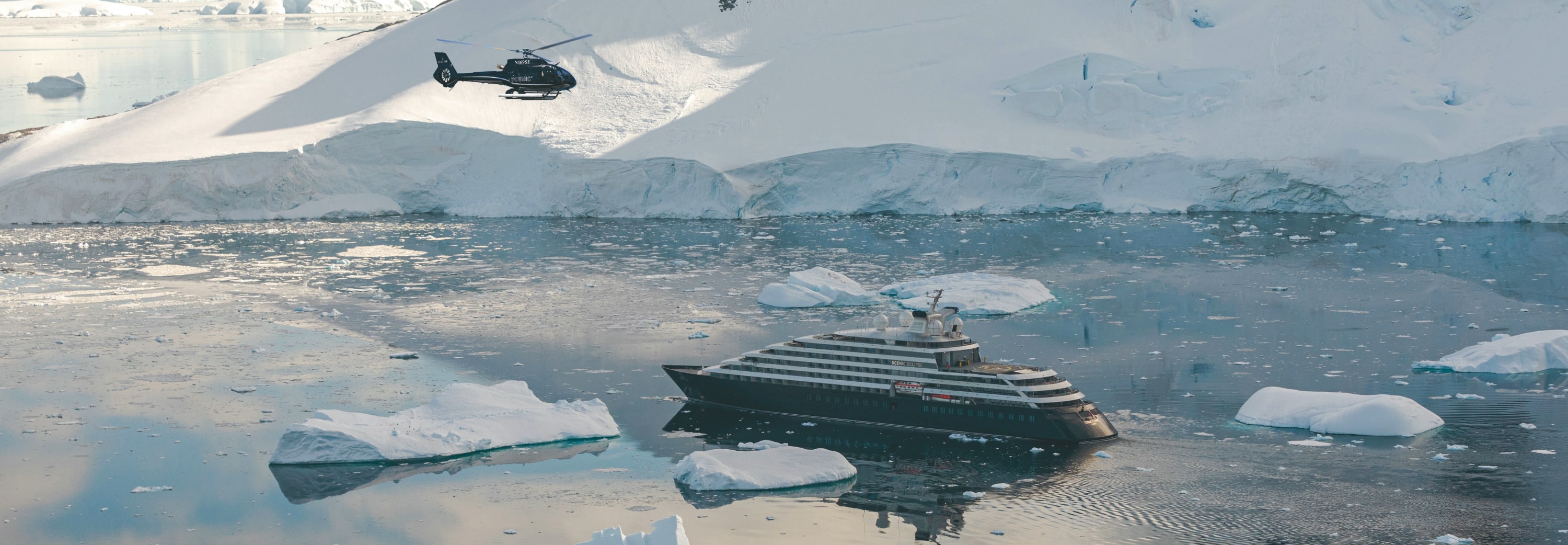 SE Antarctica Lemaire Channel