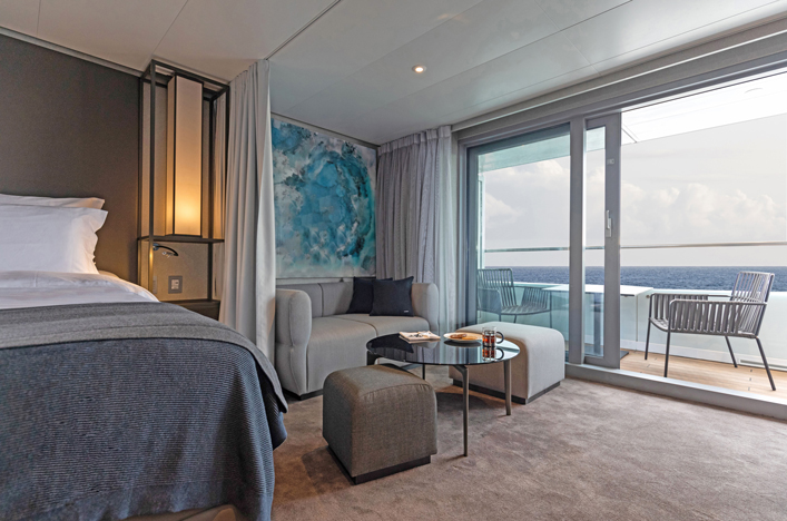 Deluxe Verandah Suite