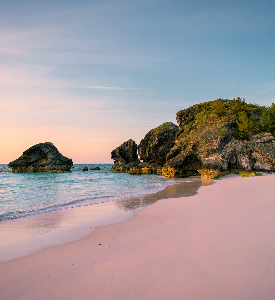 Horseshoe Bay Beach in Bermuda during sunset
